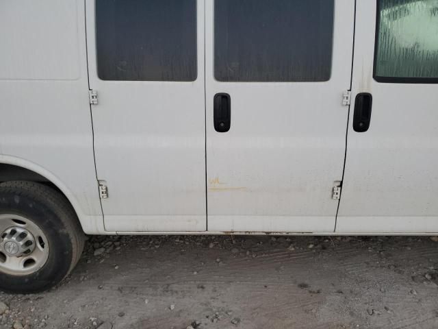 2016 Chevrolet Express G2500