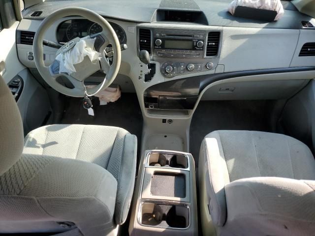 2011 Toyota Sienna Base