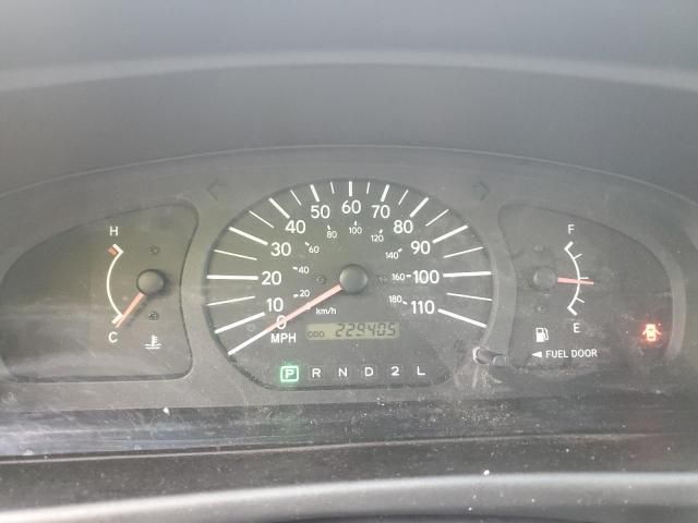 2000 Toyota Sienna CE