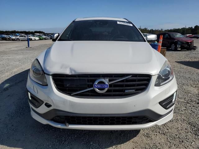 2015 Volvo XC60 T6 R-DESIGN Platinum