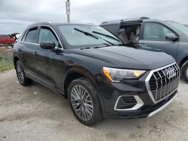 2021 Audi Q3 Premium 40