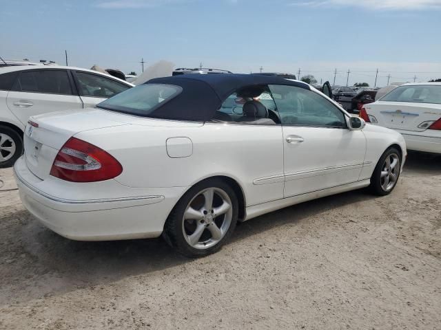 2005 Mercedes-Benz CLK 320