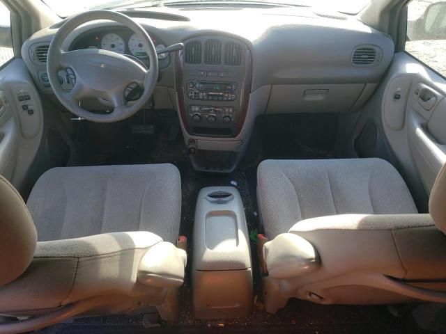 2003 Chrysler Town & Country EX