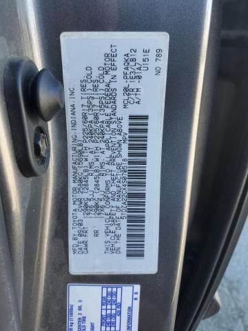 2004 Toyota Sienna XLE