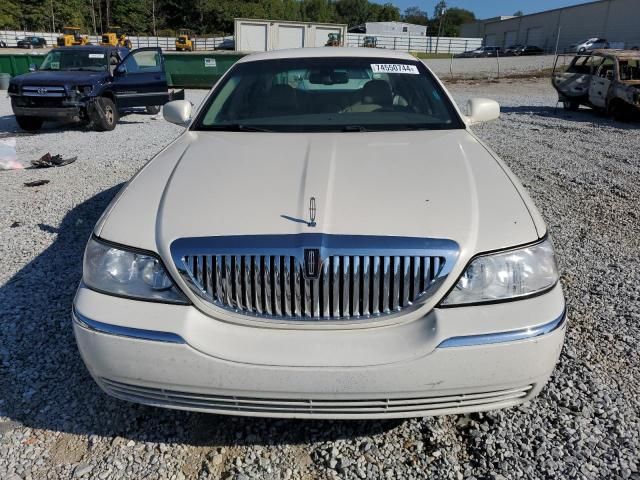 2007 Lincoln Town Car Signature