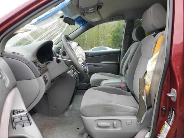 2006 Toyota Sienna CE