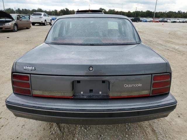 1992 Oldsmobile Cutlass Ciera Base