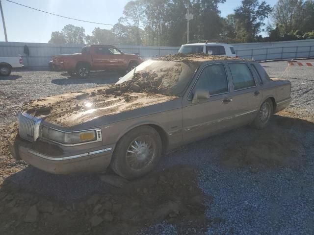 1996 Lincoln Town Car Signature