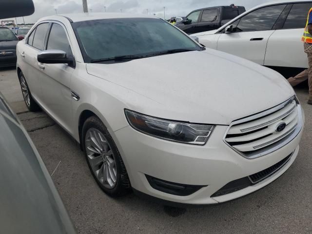 2016 Ford Taurus Limited