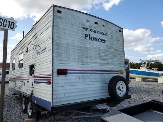 2005 Fleetwood Pioneer