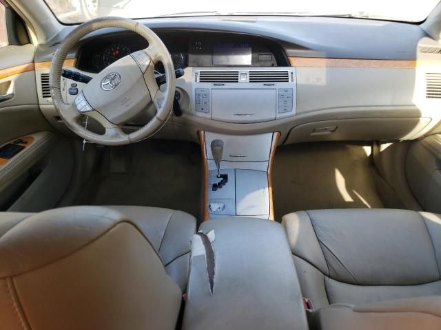 2005 Toyota Avalon XL