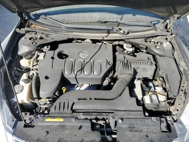 2011 Nissan Altima Base