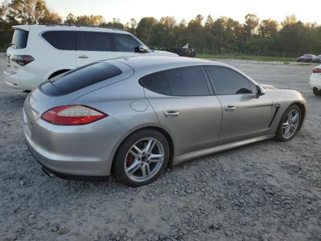 2011 Porsche Panamera 2