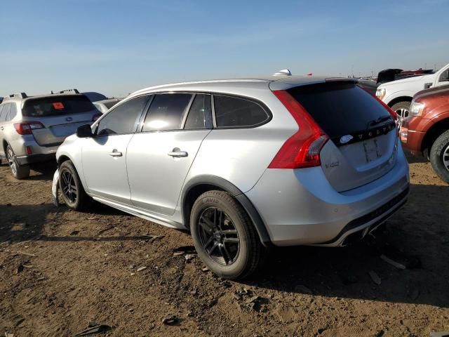 2015 Volvo V60 Cross Country Premier