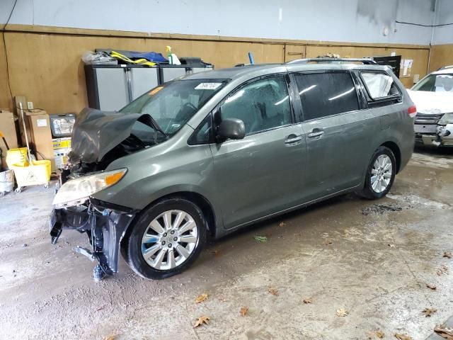 2011 Toyota Sienna XLE