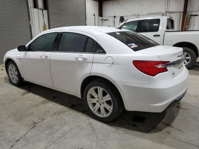 2013 Chrysler 200 Touring