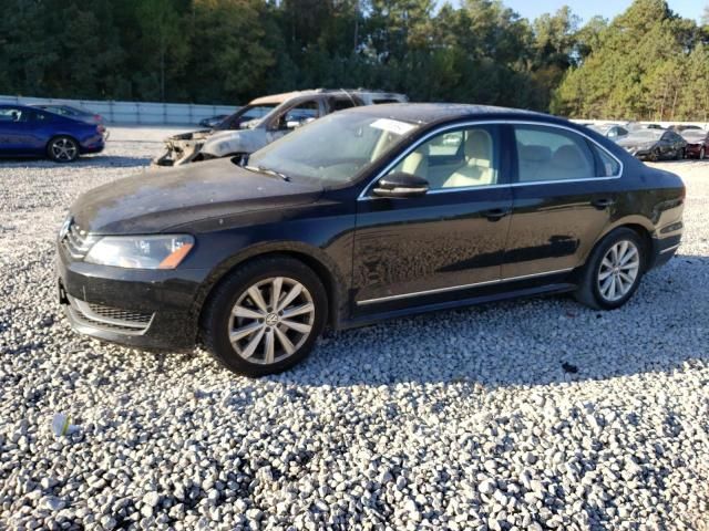 2012 Volkswagen Passat SEL