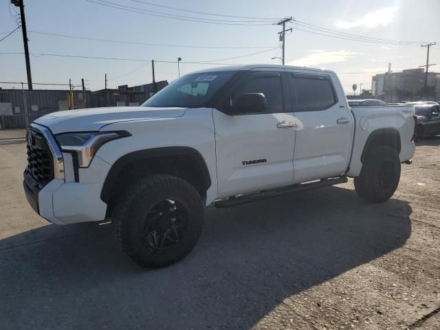 2023 Toyota Tundra Crewmax SR