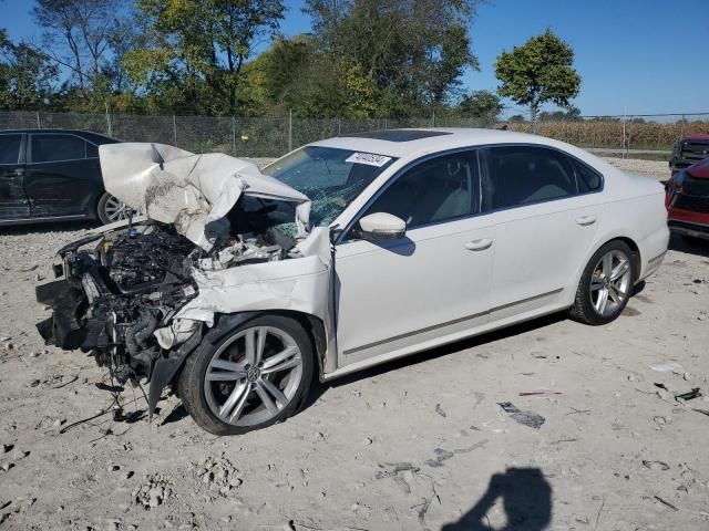 2015 Volkswagen Passat SEL