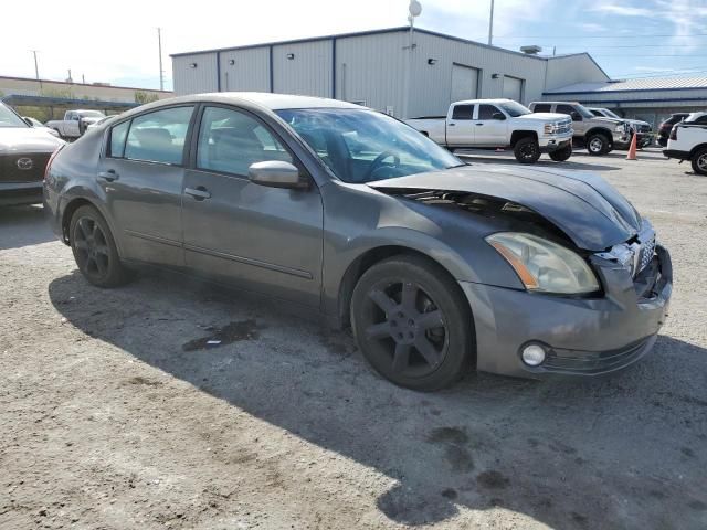 2005 Nissan Maxima SE