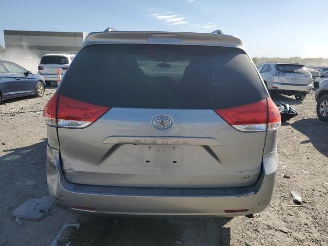 2011 Toyota Sienna LE