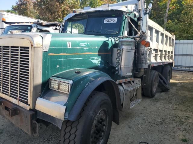 2002 Freightliner Conventional FLD120