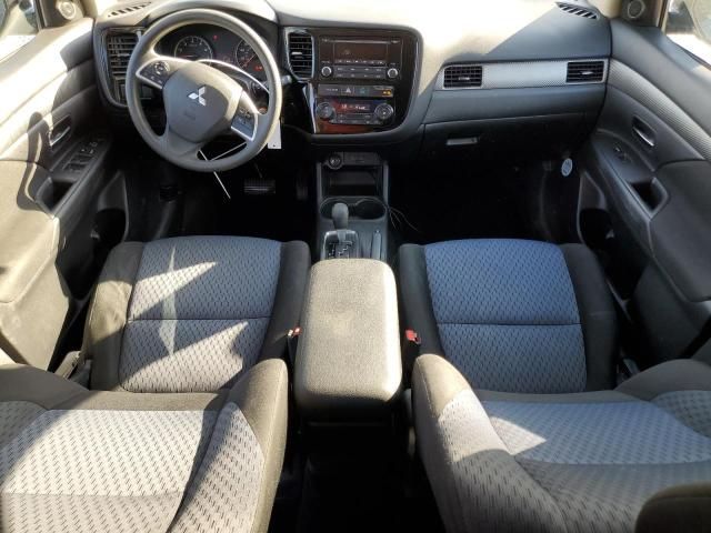 2014 Mitsubishi Outlander ES