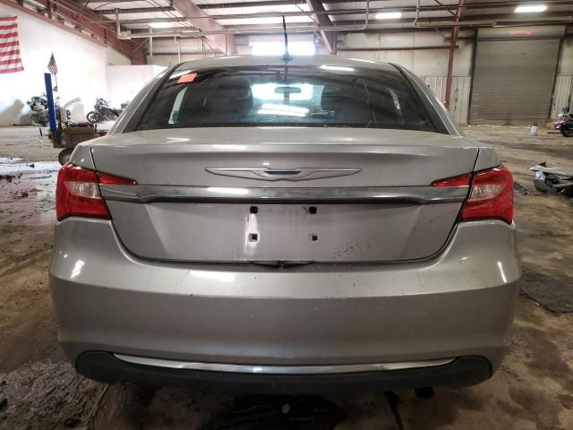 2013 Chrysler 200 Touring