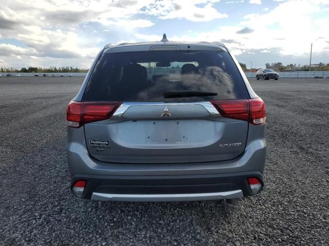 2017 Mitsubishi Outlander es