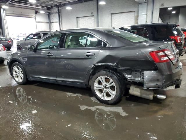 2015 Ford Taurus SE