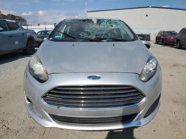 2016 Ford Fiesta SE