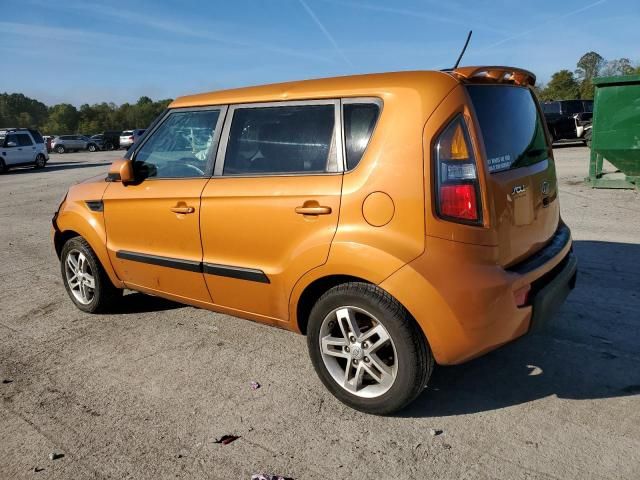 2011 KIA Soul +