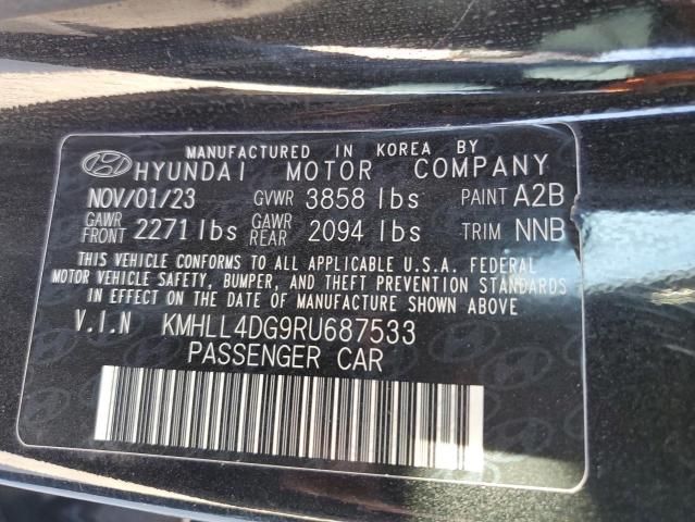 2024 Hyundai Elantra SE