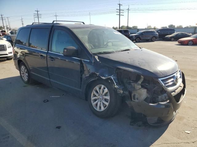 2012 Volkswagen Routan SE