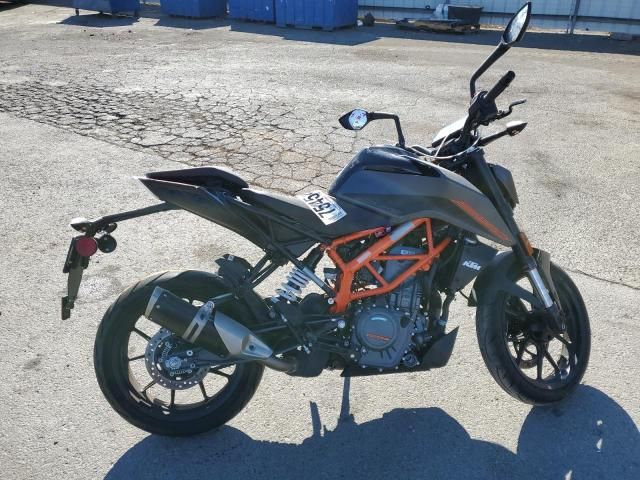 2023 KTM 390 Duke