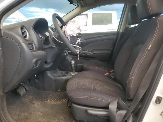 2014 Nissan Versa S