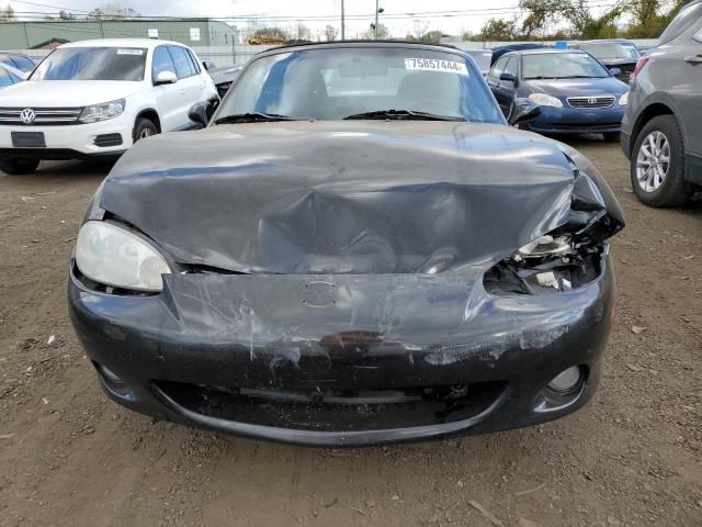 2003 Mazda MX-5 Miata Base