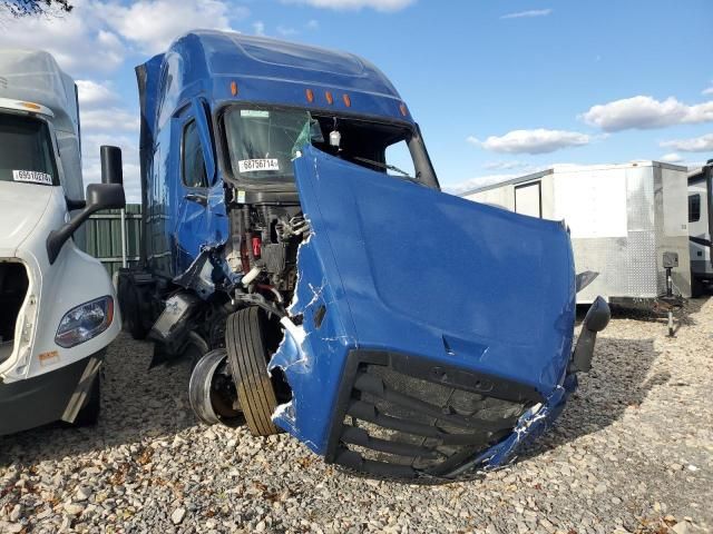 2024 Freightliner Cascadia 126