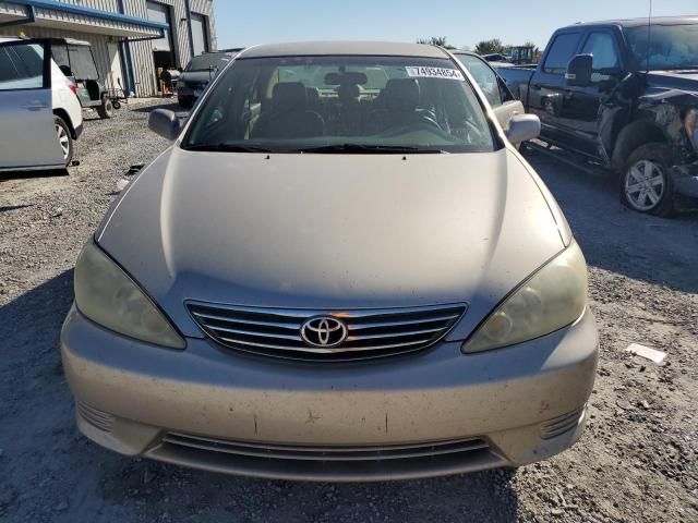 2005 Toyota Camry LE