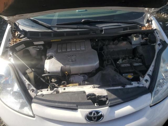 2010 Toyota Sienna CE