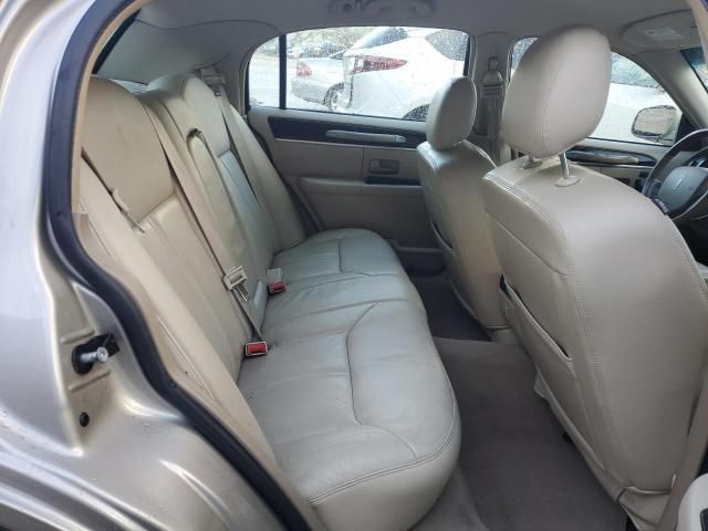 2008 Lincoln Town Car Signature Limited