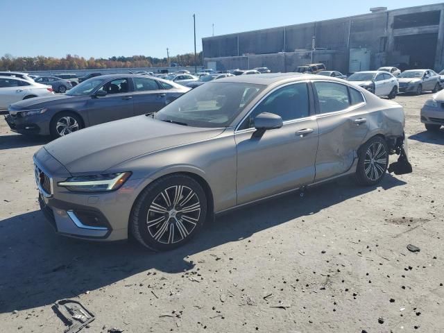 2019 Volvo S60 T6 Inscription