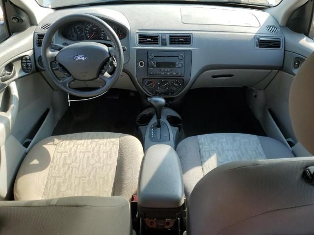 2005 Ford Focus ZX4