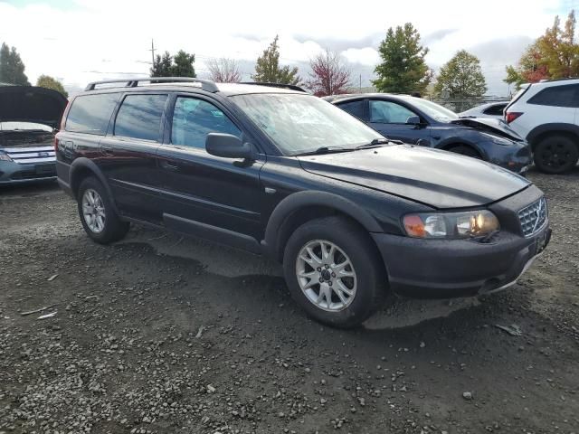 2004 Volvo XC70