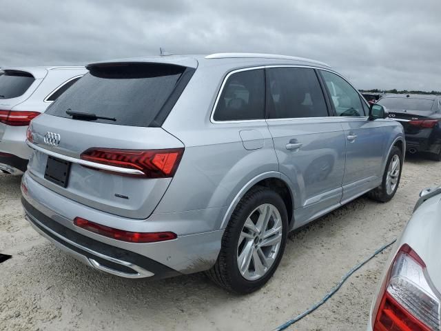 2022 Audi Q7 Premium Plus