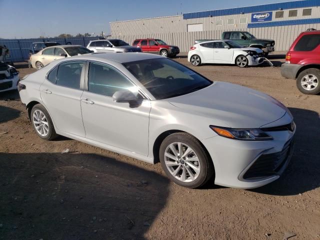 2022 Toyota Camry LE