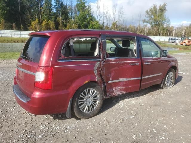 2015 Chrysler Town & Country Touring L