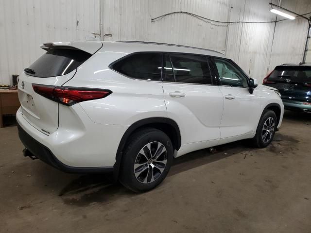 2021 Toyota Highlander XLE