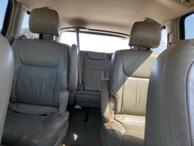 2005 Toyota Sienna XLE