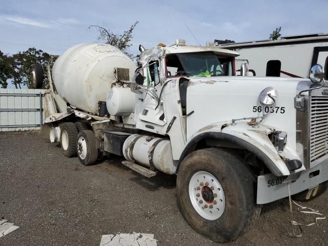 2007 Freightliner Conventional FLD120